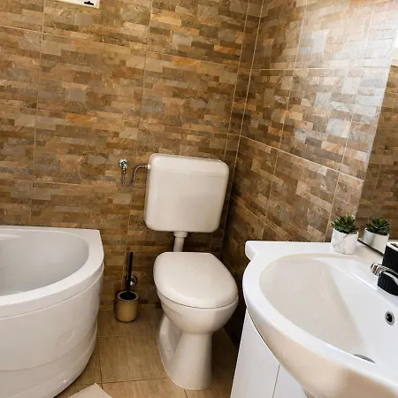 Gunilak Dombóvár